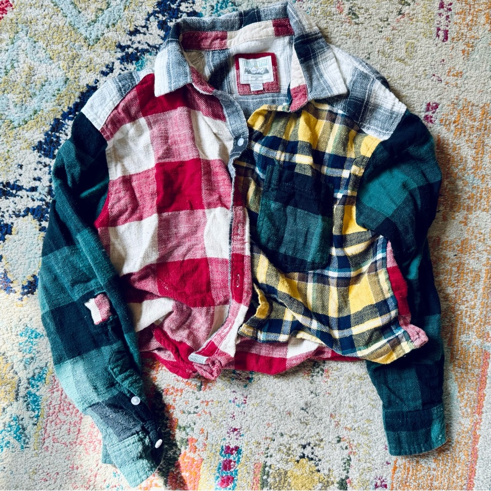 American Eagle Cropped Flannel